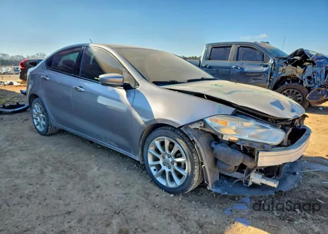 2015 Dodge Dart Limited z USA, uszkodzony, nr VIN 1C3CDFCB8FD267927